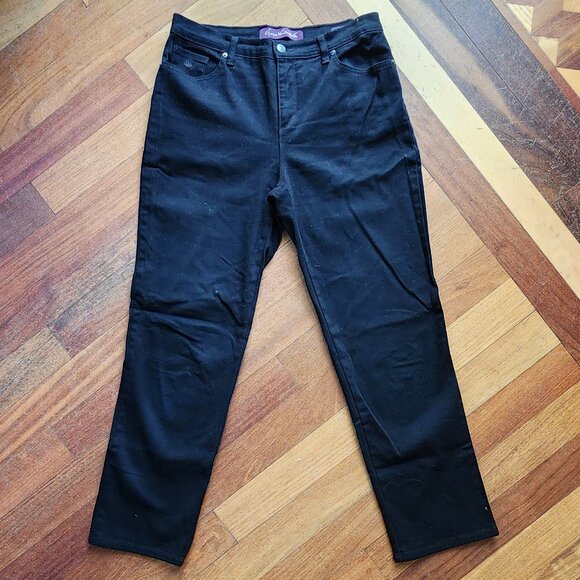 NWOT Gloria Vanderbilt Black "Amanda" Straight Leg Denim Size 8 - Picture 1 of 13